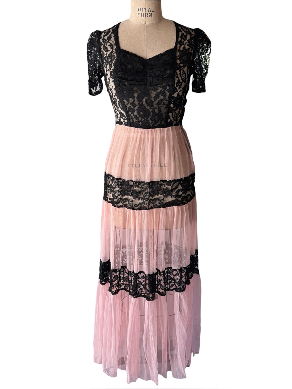 Antique 1940s Black Lace & Pink Net Tulle Evening Dress